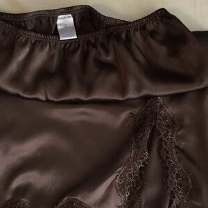 Cabernet lace half slip